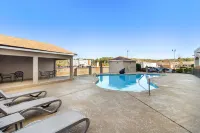 Comfort Suites - Pools