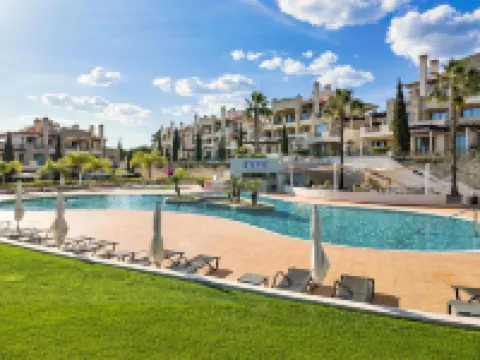 Pine Hills Esmeralda