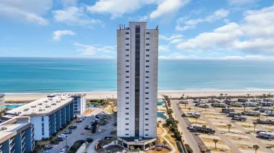 Beachfront Resort Oasis - Coastal Elegance Condo!