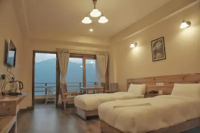 100朵花飯店 - 甘托克市MG大道12分鐘 住宿飯店