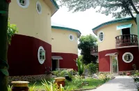 Honeyland Beach Resort Hotels in Epe