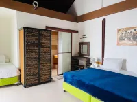 LongBeach Laamu Hotels in Gan