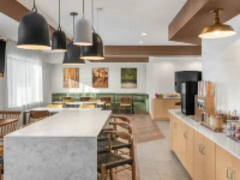 フェアフィールド イン & スイーツ ジャクソン ブラックマンのホテル