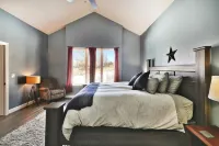 Eden Mountain Home - 7 Bedrooms on Three Floors