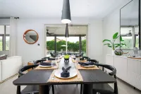 Paseo Palms, Modern 6br home 5min to Polo Grounds Hotels in Coachella