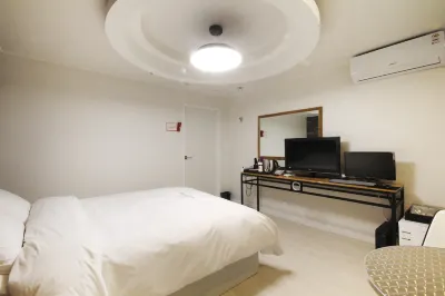 Changwon Masan New Follow Hotels in Masanhoewon-gu