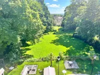 Il Maestro - Hotel Restaurant du Chateau Hotels in Sarcelles