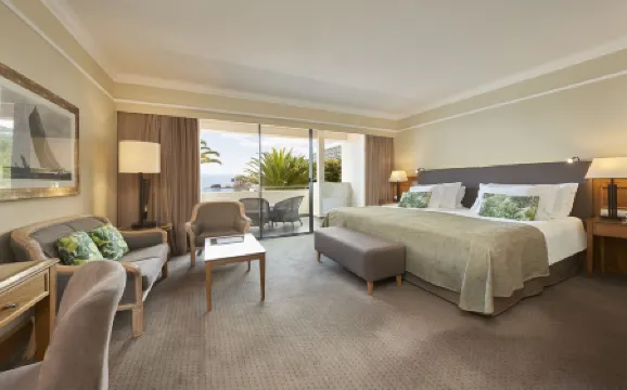 The Cliff Bay - PortoBay