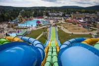 Hotel Valcartier Hôtels à : Lac-Delage