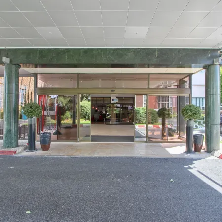 Hotel Inn Paris CDG Airport