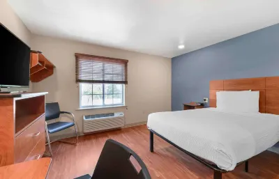 Extended Stay America Select Suites - Cliffdale Hotels near Best Buy