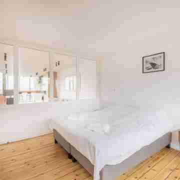Top Floor New Duplex Stunning View In Trendy St Gilles Rooms