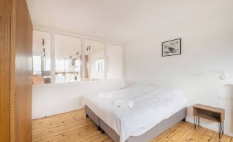 Top Floor New Duplex Stunning View In Trendy St Gilles
