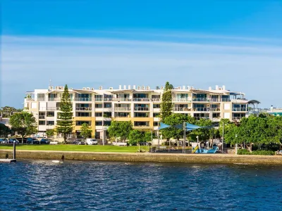 Riverside Holiday Apartments Hotels in Ballina