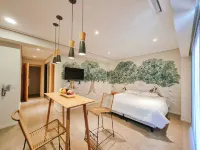 Le Montreal Apartments Hotels in Mendoza