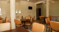 Leopard View Hotel - Bintang 2