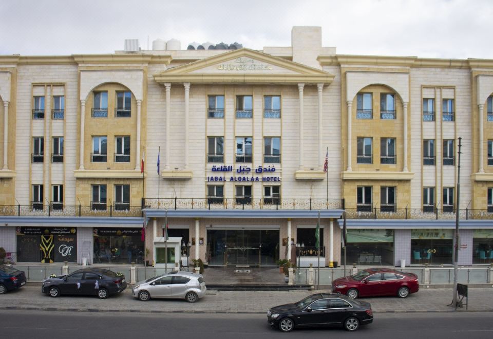 hotel overview picture