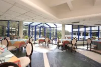 Seagull Hotel Ltd - breakfast