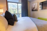 Stoneridge Resort - Mountain View - Pool & Hot Tub Hotels near Mangoland