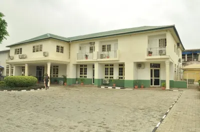 The Den Hotel