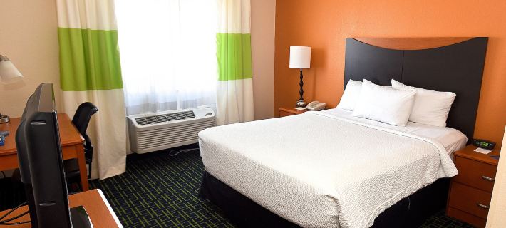AmericInn by Wyndham Topeka Hotels in Topeka