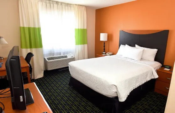 託皮卡萬楓酒店