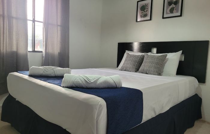 B&B ラス ビオレタス