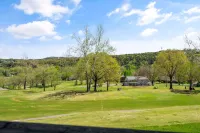 豪華高爾夫前線之家，適合4人入住