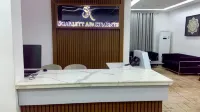 Scarlett Apartments Hotels in Monrovia
