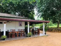 Lucas Lake Hotel Hotels near Bandagiriya Raja Maha Viharaya