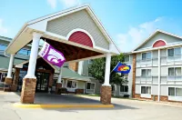Fossil Creek Hotel and Suites Hotels in Russell