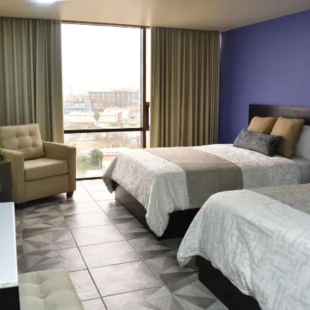 Hotel Corona Plaza