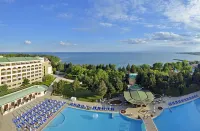 Sol Nessebar Mare - Pools
