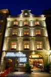 Hotel U Zlatého Stromu Prague by Bhg Hotel in zona Ponte Carlo
