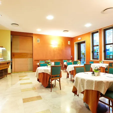 Primhotel Отели в г. Одерцо