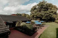 Oak Farm Hotel Hotels in Cannock