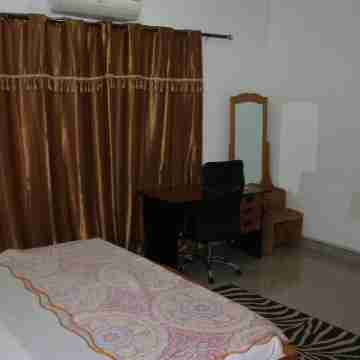 Pioneer Guest Lodge Rooms