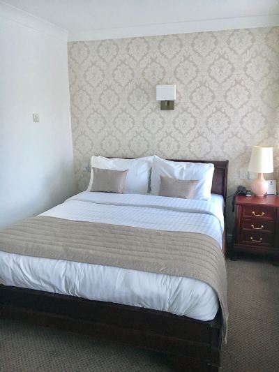 コートヤードビューファミリールーム ベスト ウェスタン ノルマントン パーク ホテルの写真