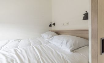 Beautiful Lodge With Hammock, Near the Beach