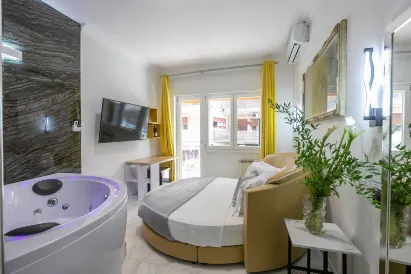 聖達瑪索格雷戈裏7號豪華套房酒店