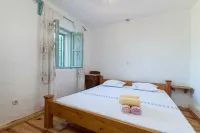 Lavender Cottage Hotels in Sreser