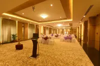 Emerald Clarks Inn Suites Hotel di Mysore