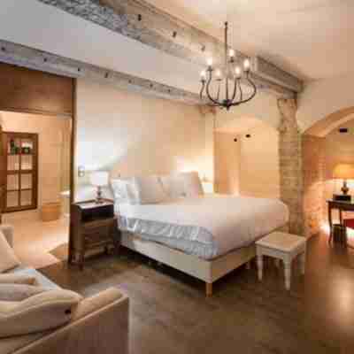 Les Remparts Hotels & Demeures Historiques Rooms