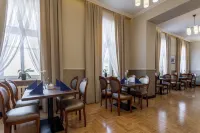 จันทาร์ โฮเทล & สปา - พร้อมอาหารเช้า