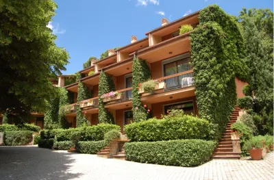 باليتي بارك هوتل Hotels near Località Felceto