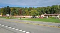 Budget Inn - Motels