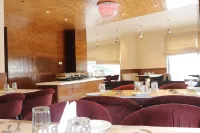 Mastiff Hotel, Dalhousie - breakfast
