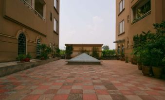 Executive Suite Rehin Sehin