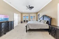Eagle's Nest Hotel di Gulf Shores