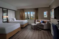 Courtyard Miami Beach South Beach Các khách sạn ở Miami Beach